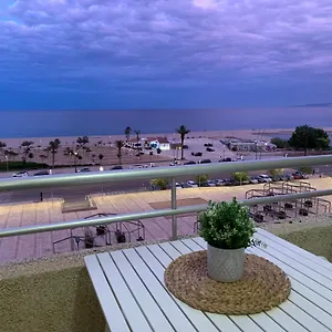 apartamento-con-vistas-al-mar-wifi-aire-acondicionado.topcostabravahotels.com/