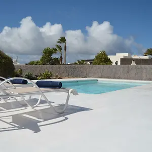 villa-lola.in-canary-islands.com/